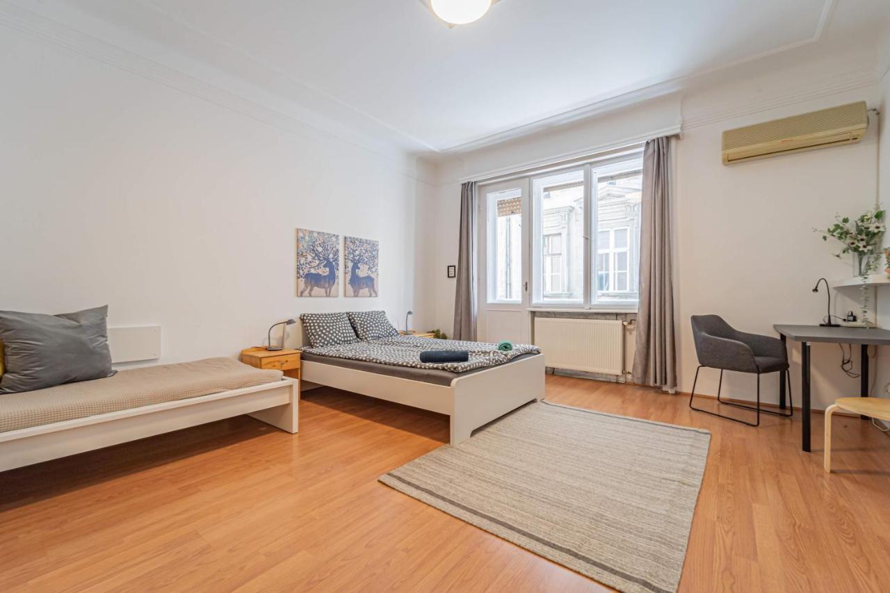 Central&Cozy Balcony!3Bdr 2Bth Budapest Ngoại thất bức ảnh